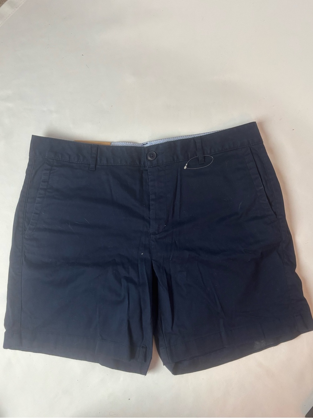 NWT LL Bean Women’s Favorite Fit Shorts Flat Front 6” Inseam Navy Blue Sz 12